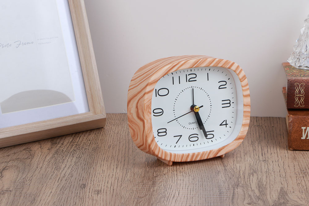 LADECOR CHRONO Будильник, 12,3x10,6x3,8 см, 1хАА, пластик, арт.№ 529-327