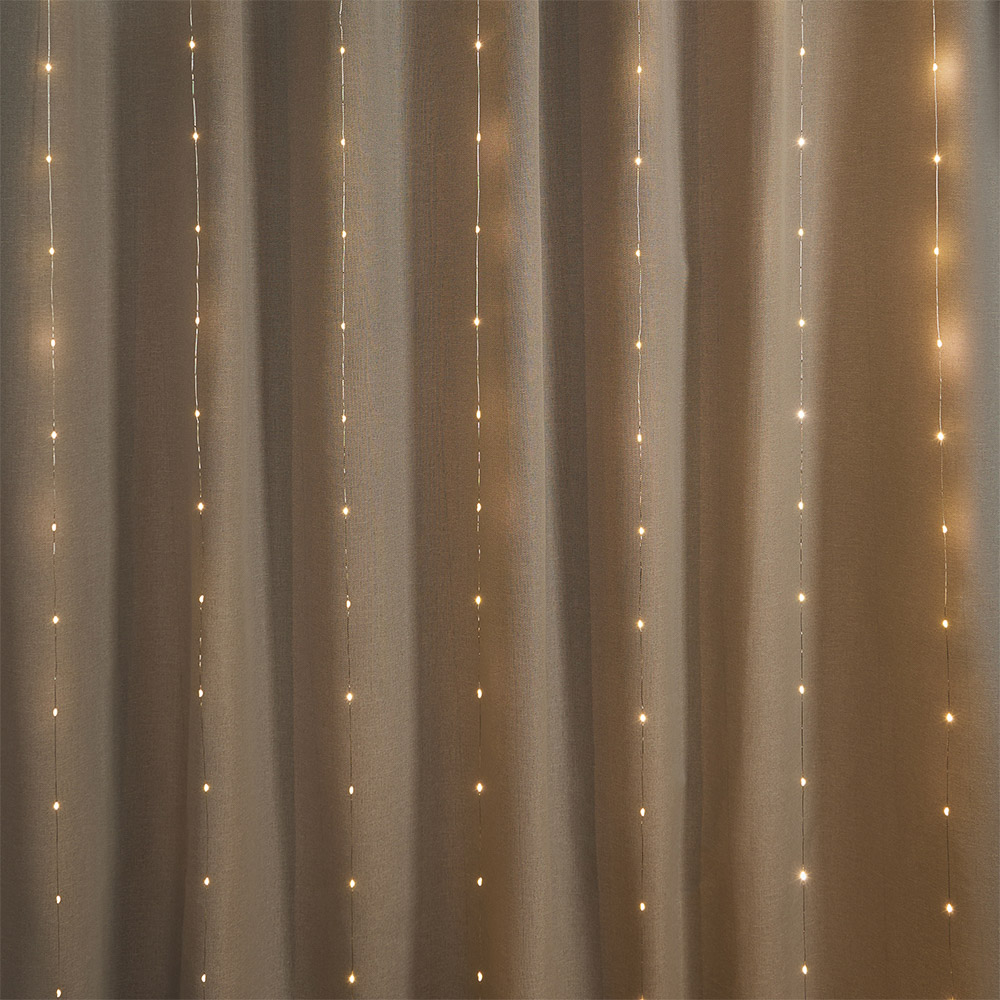Гирлянда занавес нить 3х3 м СНОУ БУМ, 300 LED, постоянное свечение шампань, 10 нитей, 220В, 50Гц, медь, арт.№ 351-693
