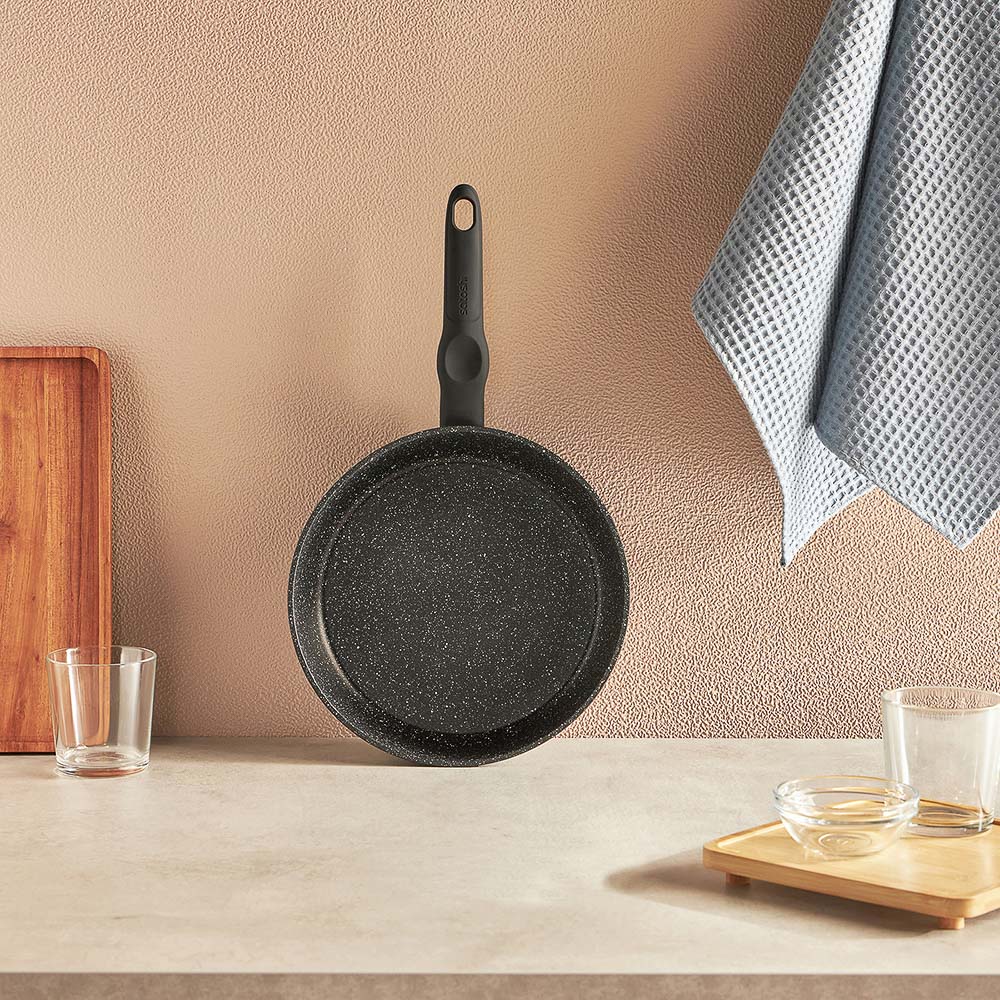 SATOSHI Стоун Сковорода литая глубокая d24см, антипригарное покрытие Мрамор, индукция, арт.№ 846-444