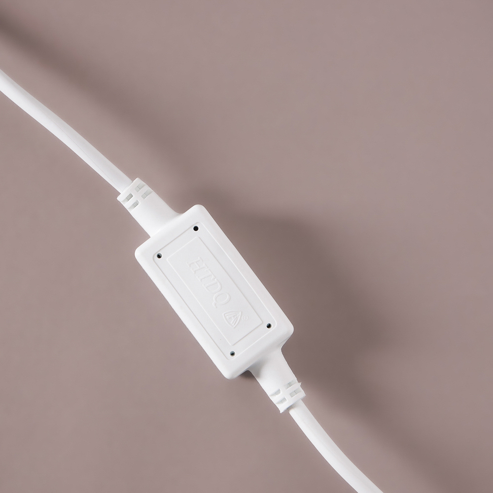 Гирлянда уличная вьюн 10 м BY, 100 LED ламп, свечение мульти, ПВХ белый, мерцание, коннектор, 220В, IP65, арт.№ 351-771