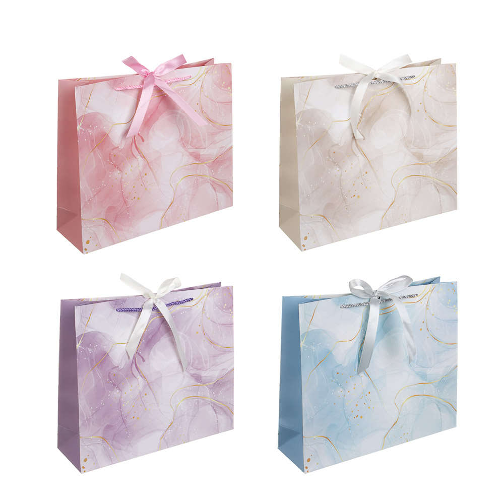 Пакет тм Fntastic подарочный, с лентой, 30x25,5x9см, бумага, 4 дизайна, арт.№ 507-429