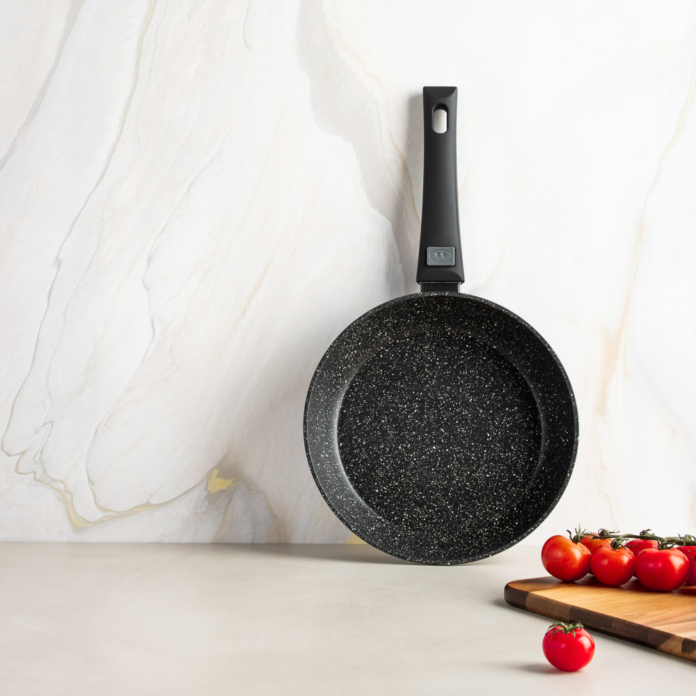 SATOSHI Оникс Сковорода литая d24см, антипригарное покрытие "мрамор", съемная ручка, индукция, арт.№ 846-729