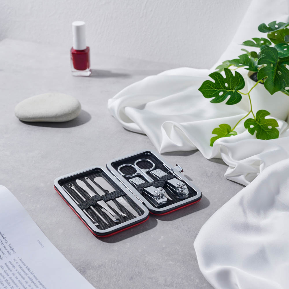 ЮНИLOOK Набор маникюрный 8 предметов, металл, 10,7х6см, красный, арт.№ 305-429