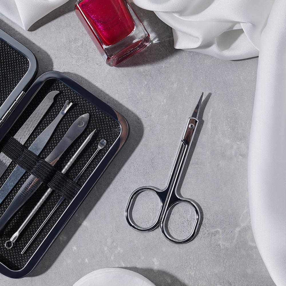 ЮНИLOOK Набор маникюрный 8 предметов, металл, 10,7х6см, красный, арт.№ 305-429