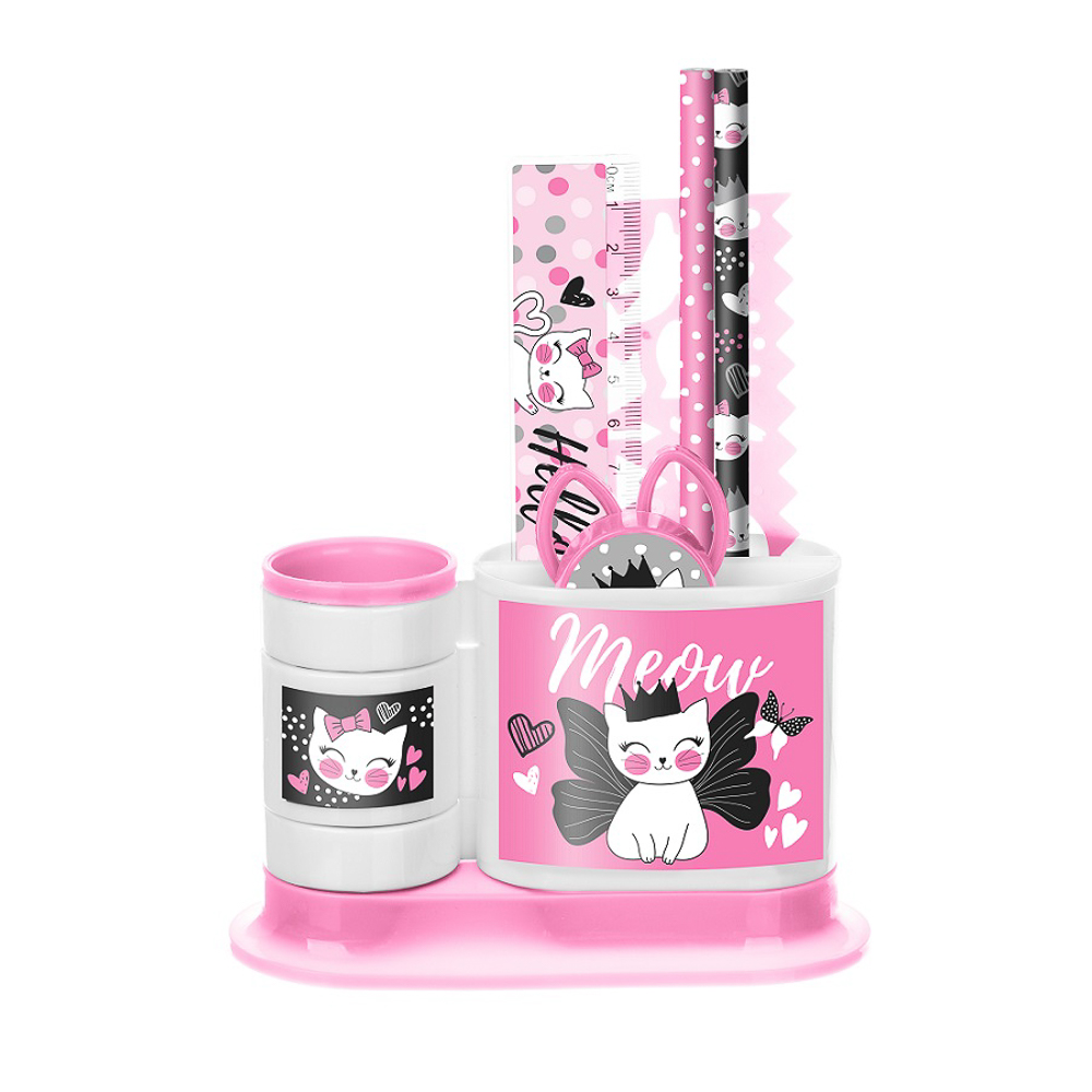 Котик с Крыльями Органайзер канц. 4 отд., 7 пр.:(ножн., 2 кар., точ., трафарет, лин., подст.), пласт, арт.№ 234-005