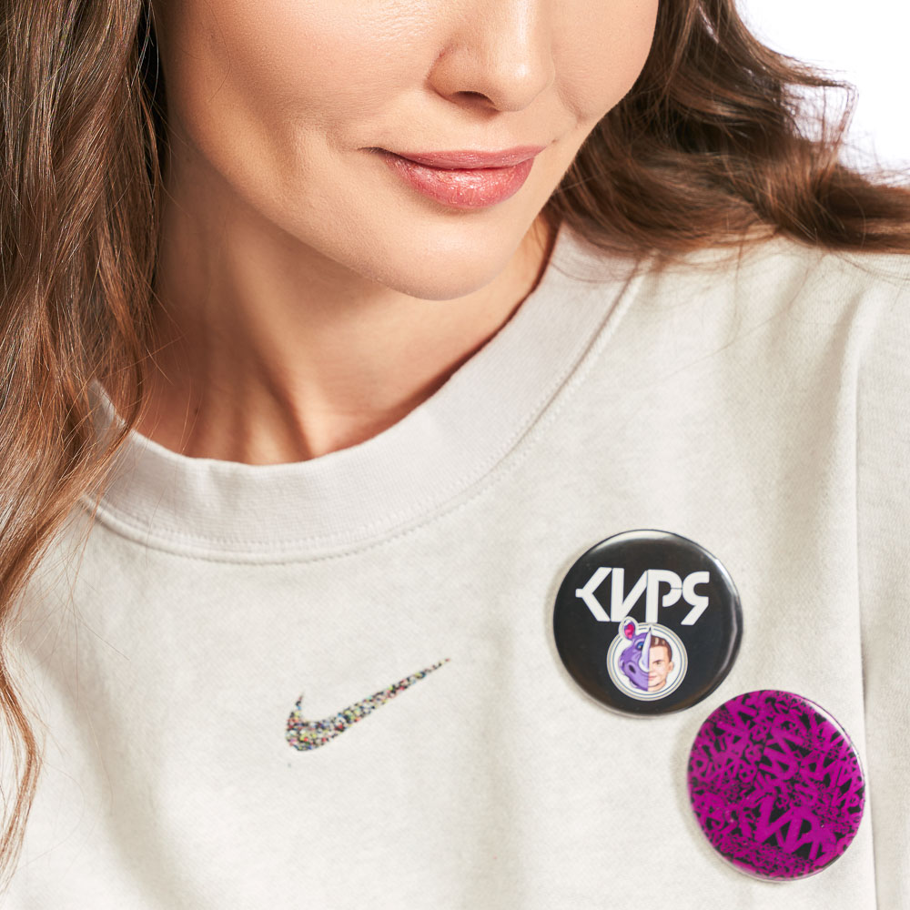 Значок круглый на булавке "КИРЯ", пластик, металл, 5,6 см, арт.№ 006-005