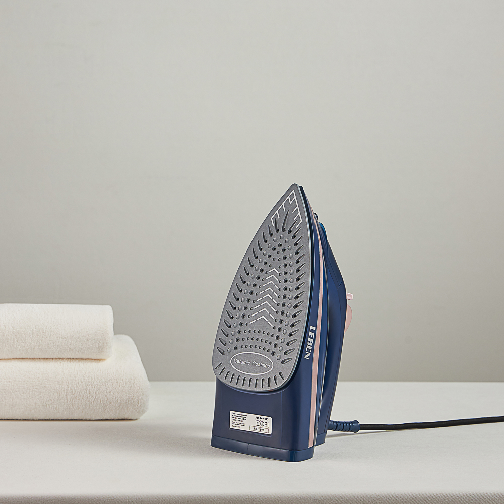 LEBEN Утюг с отпаривателем и разбрызгивателем, 2200Вт, бак для воды 270 мл, кер.подошва, 220-240В, арт.№ 249-045