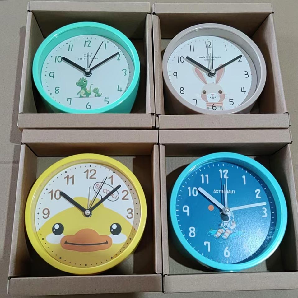 Будильник детский d-12,3см, пластик 1xAA, 4 цвета, LADECOR CHRONO, арт.№ 529-343