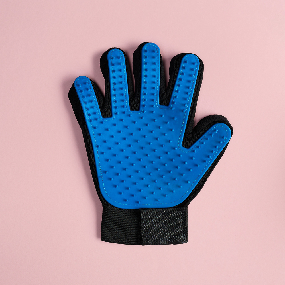 VETTA Перчатка-щетка для домашних животных, нейлон, ТПР, 23х17 см, арт.№ 273-349