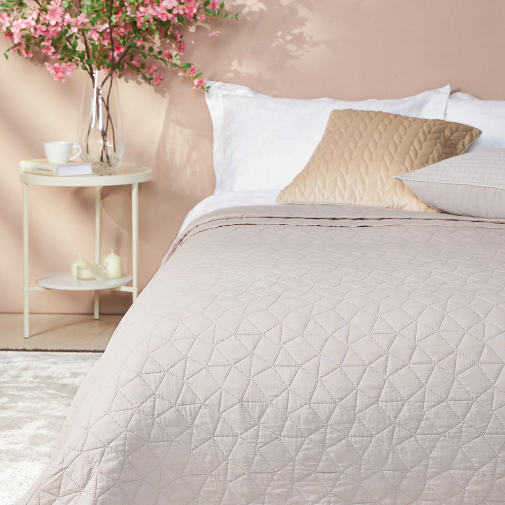 PROVANCE Хейзел Покрывало с эффектом вареного хлопка 220х240см, 100% полиэстер, бежевый, арт.№ 486-204