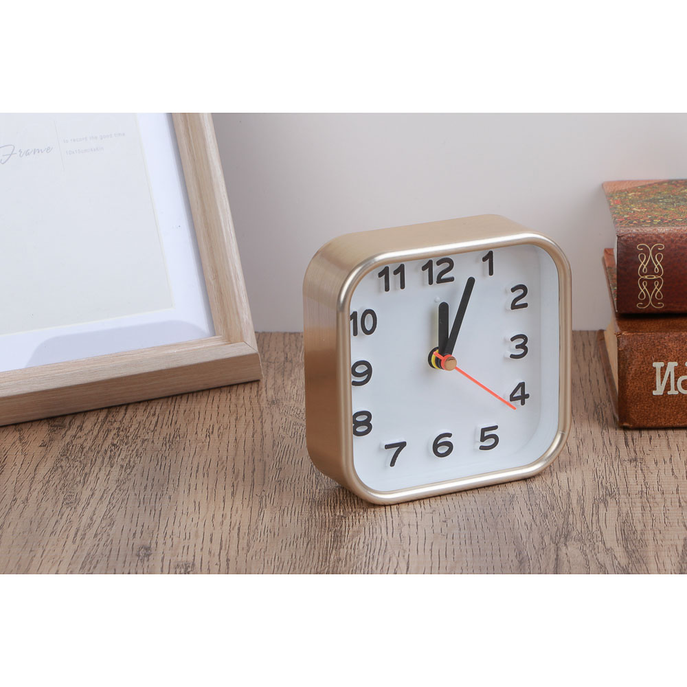 LADECOR CHRONO Будильник, 9,5x4,5x9,5 см, пластик, 1хАА, 2 дизайна, арт.№ 529-323