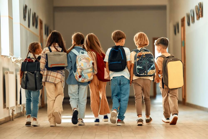 Неправильный школьный рюкзак: последствия, о которых вы должны знать